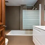 Cozy 3-bedroom Ground Floor With Large Garden * Εστεπόνα
