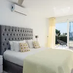 Cozy 3-bedroom Ground Floor With Large Garden Διαμέρισμα