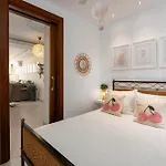 Cozy 3-bedroom Ground Floor With Large Garden Διαμέρισμα Εστεπόνα