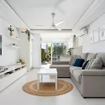 Cozy 3-bedroom Ground Floor With Large Garden Εστεπόνα