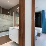 Cozy 3-bedroom Ground Floor With Large Garden * Εστεπόνα