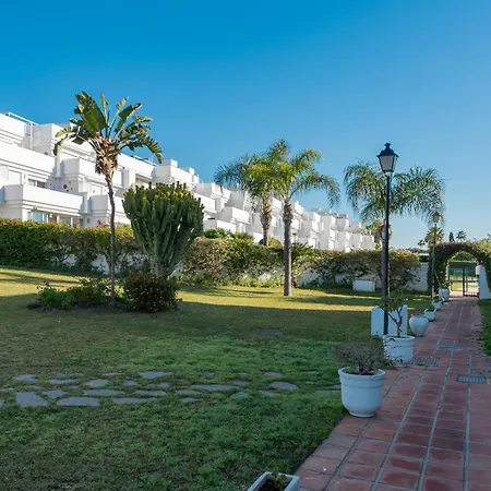 Διαμέρισμα Cozy 3-bedroom Ground Floor With Large Garden *