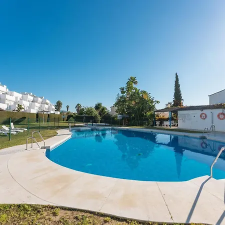 Cozy 3-bedroom Ground Floor With Large Garden Appartement