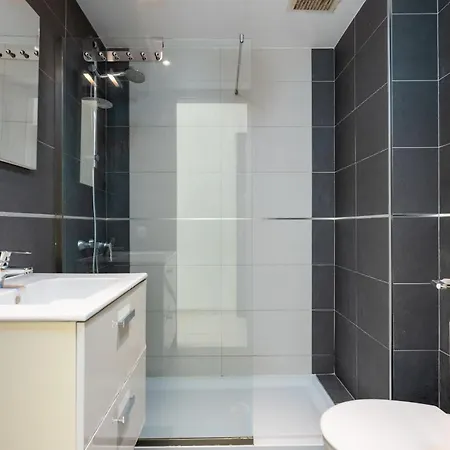 Cozy 3-bedroom Ground Floor With Large Garden