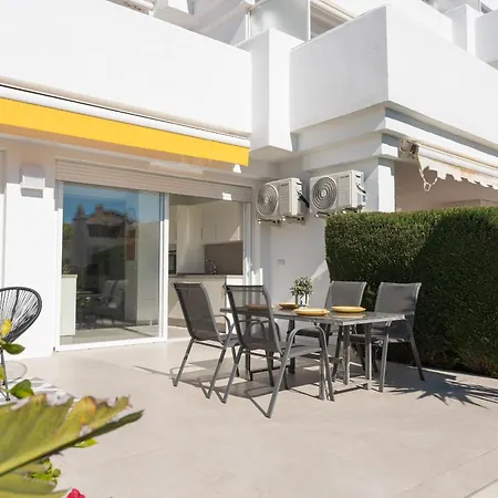 Beautiful 3br With Garden & Pool Access Appartement *