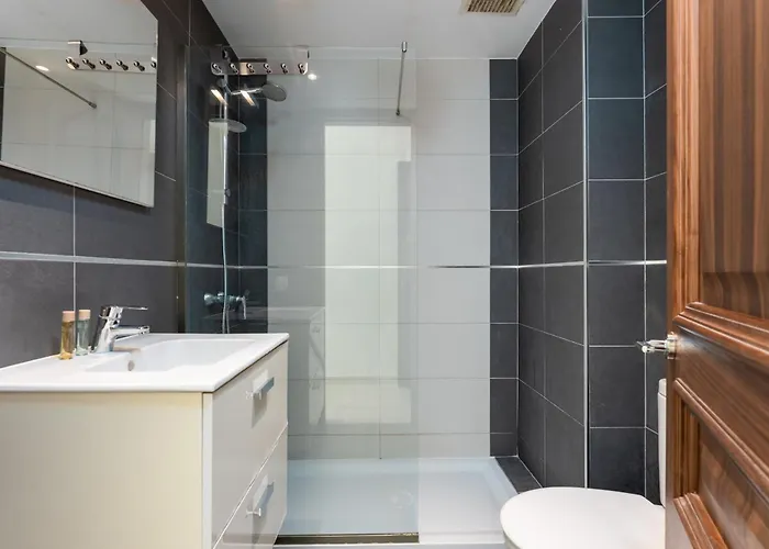 Cozy 3-bedroom Ground Floor With Large Garden