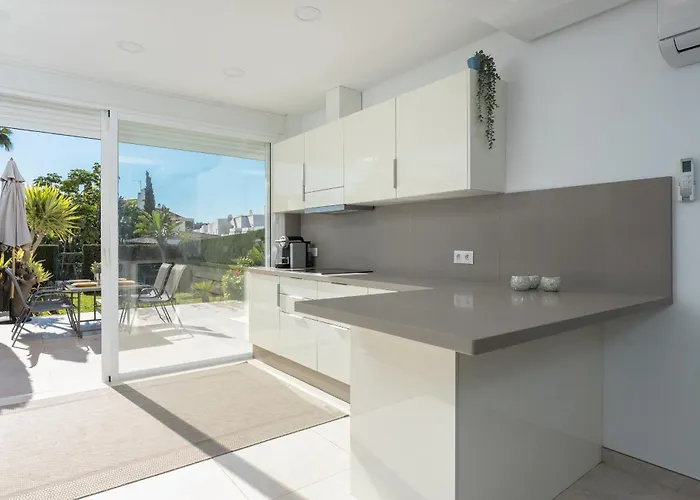 Appartement Cozy 3-bedroom Ground Floor With Large Garden *