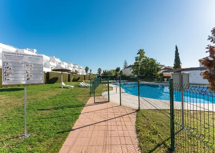 Cozy 3-bedroom Ground Floor With Large Garden * Εστεπόνα