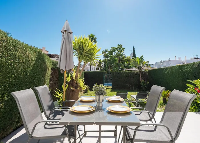 Cozy 3-bedroom Ground Floor With Large Garden Διαμέρισμα