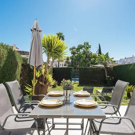 Beautiful 3br With Garden & Pool Access Apartamento
